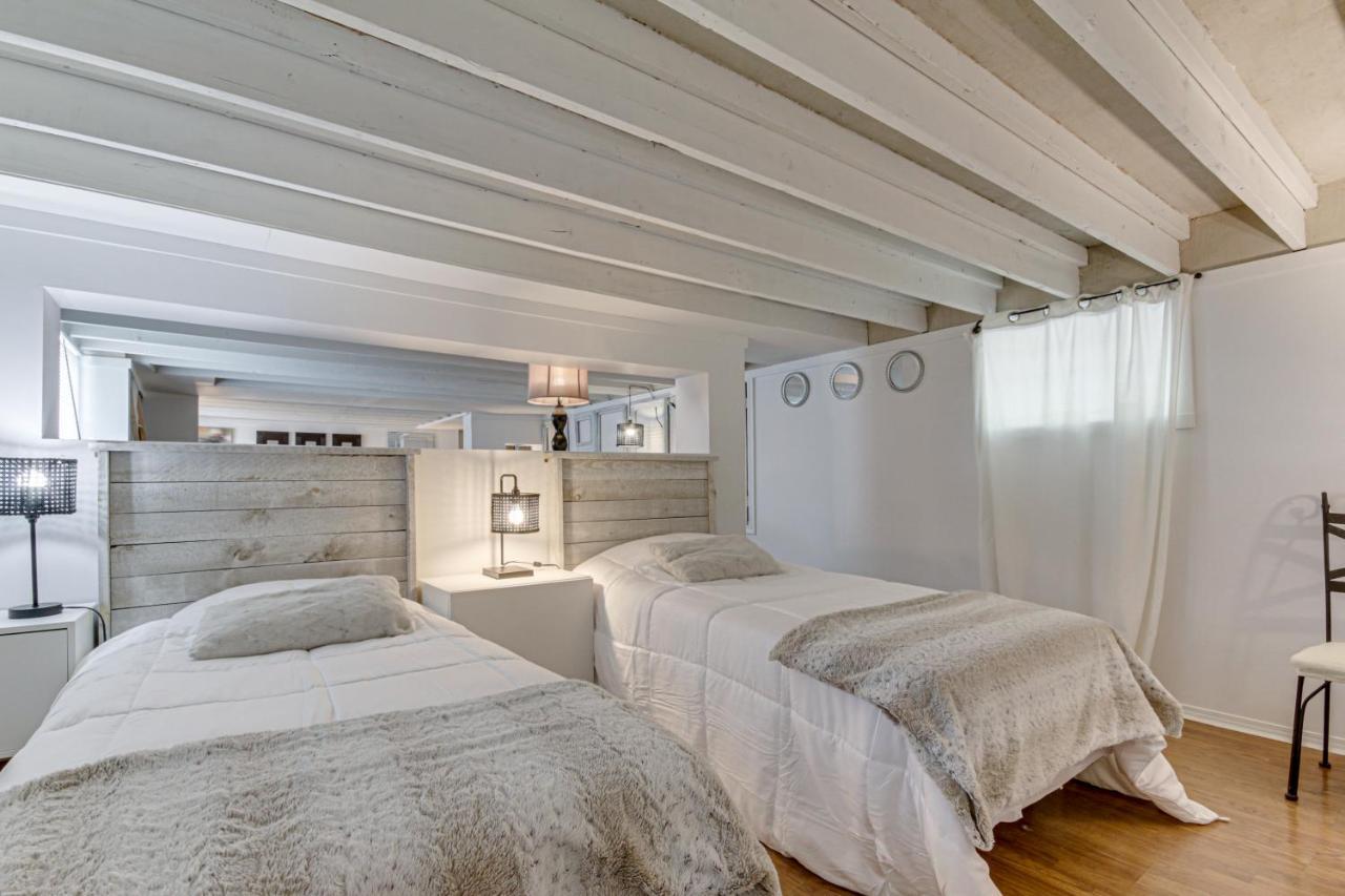 Le Petit Manoir Spa Et Vue Sur Riviere St Maurice Grandes Piles Exterior foto